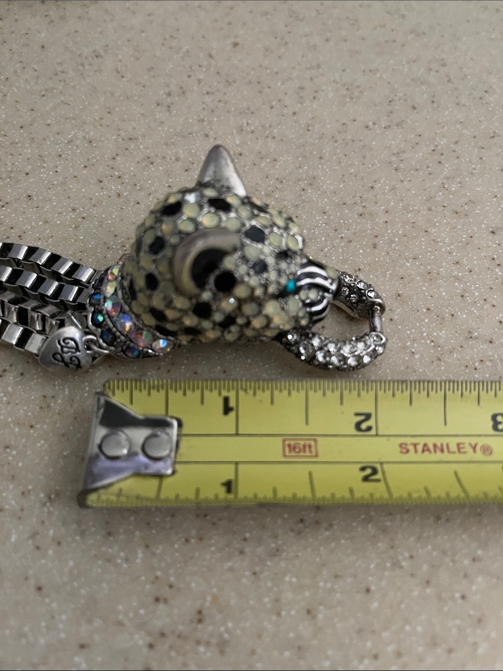 Betsey Johnson Silver-tone Panther 7 in bracelet with Crystal Accents Great Cond - Picture 5 of 10